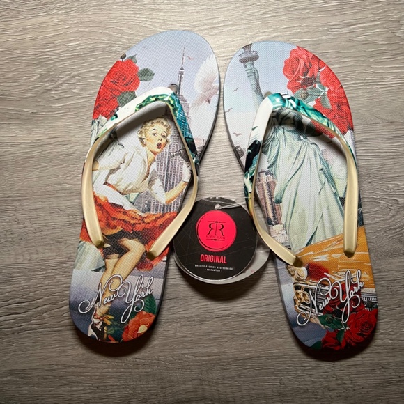 Unique/Rare - Robin Ruth - New York Sandals - Small (6.5) - Picture 6 of 8